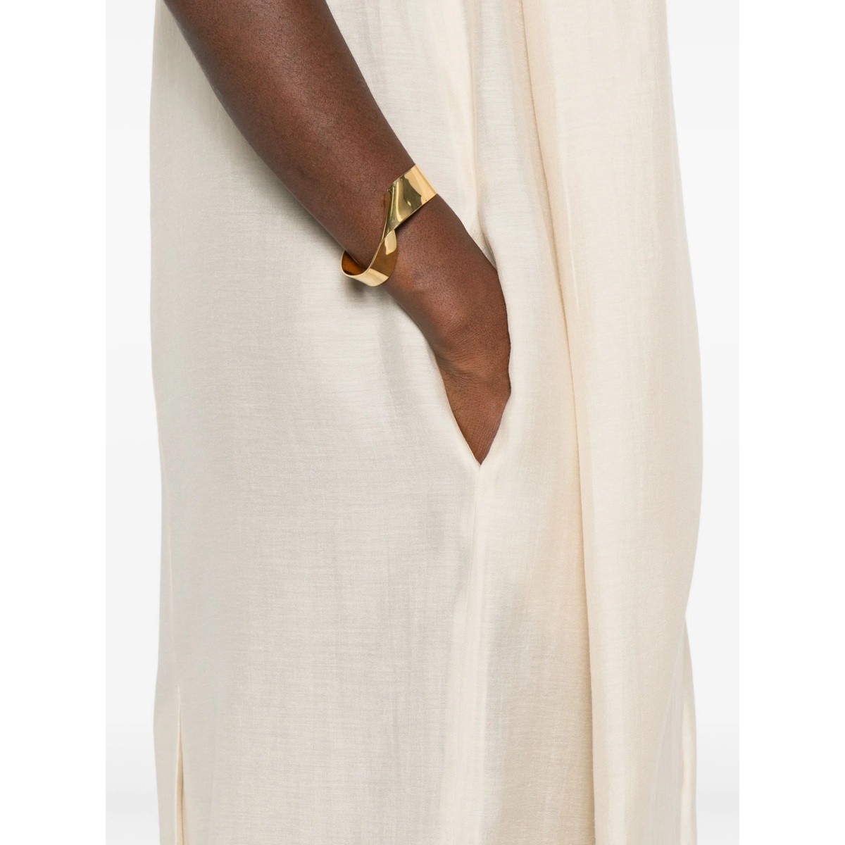 attached-scarf dress - Img 5