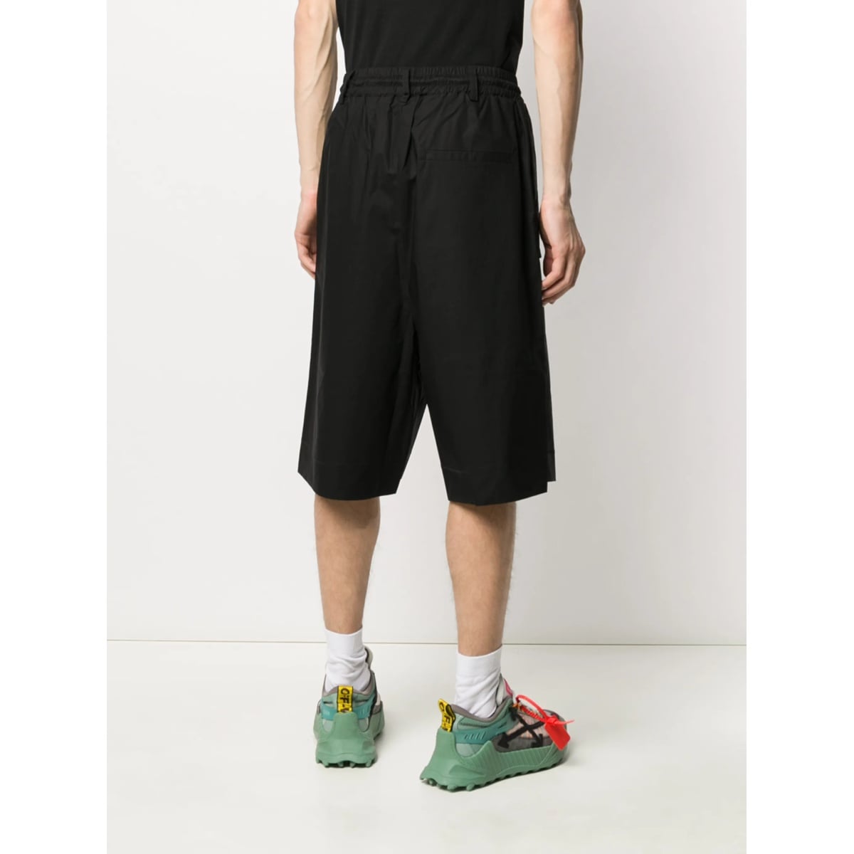 exposed-pocket bermuda shorts - Img 4