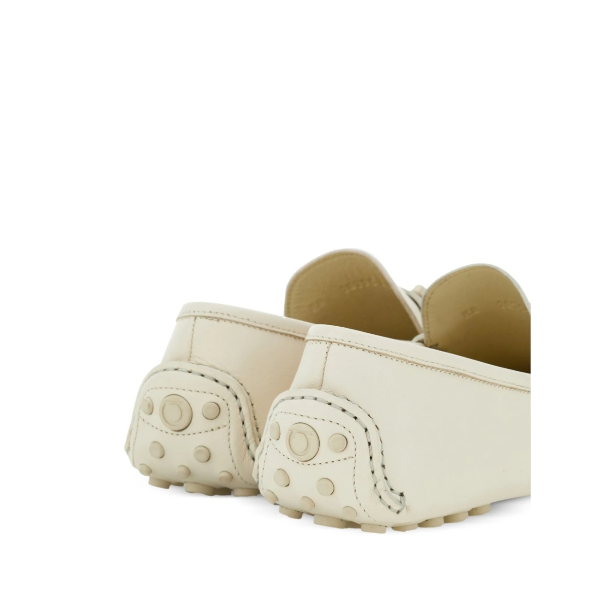 Gancini-plaque leather loafers - Img 3