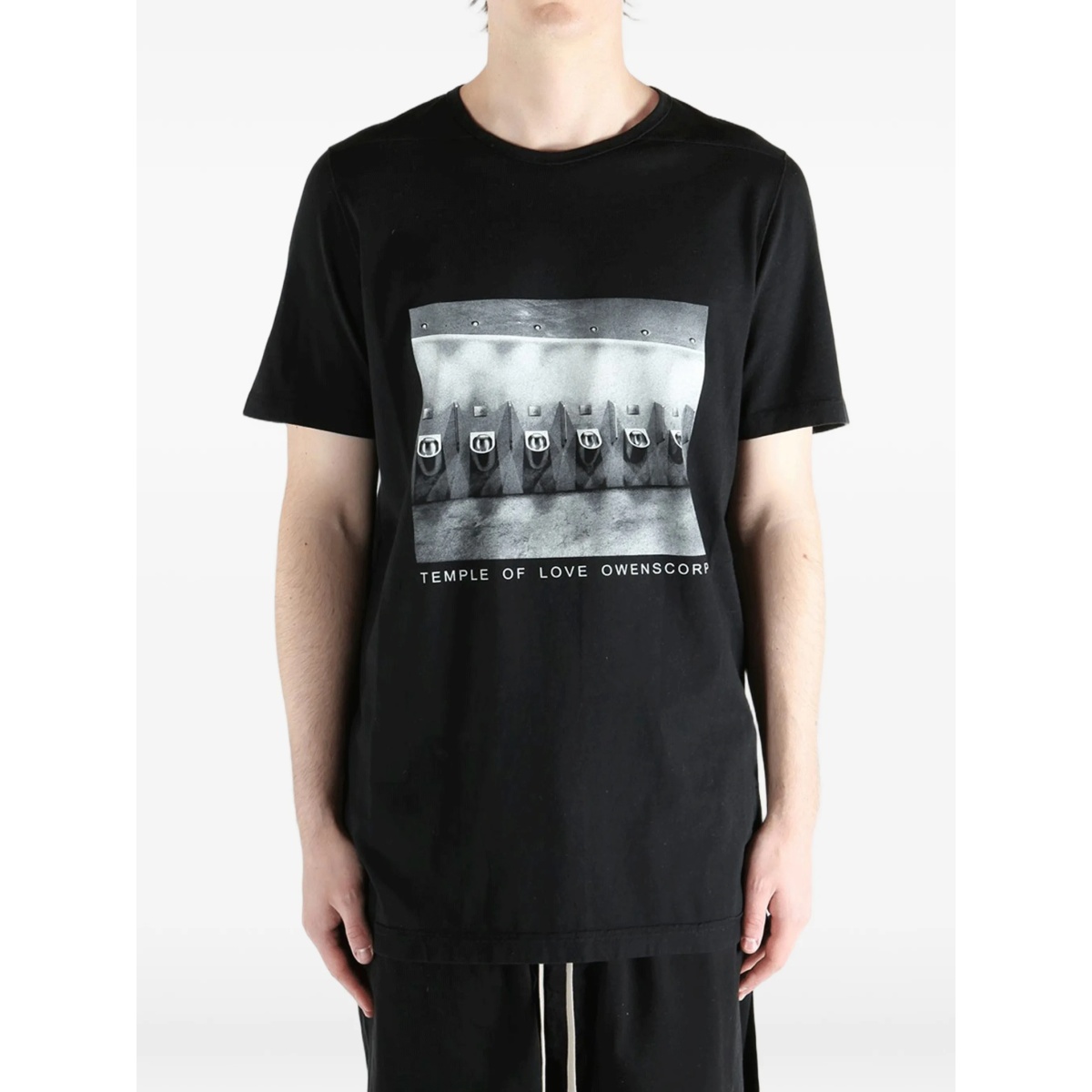 graphic T-shirt - Img 3