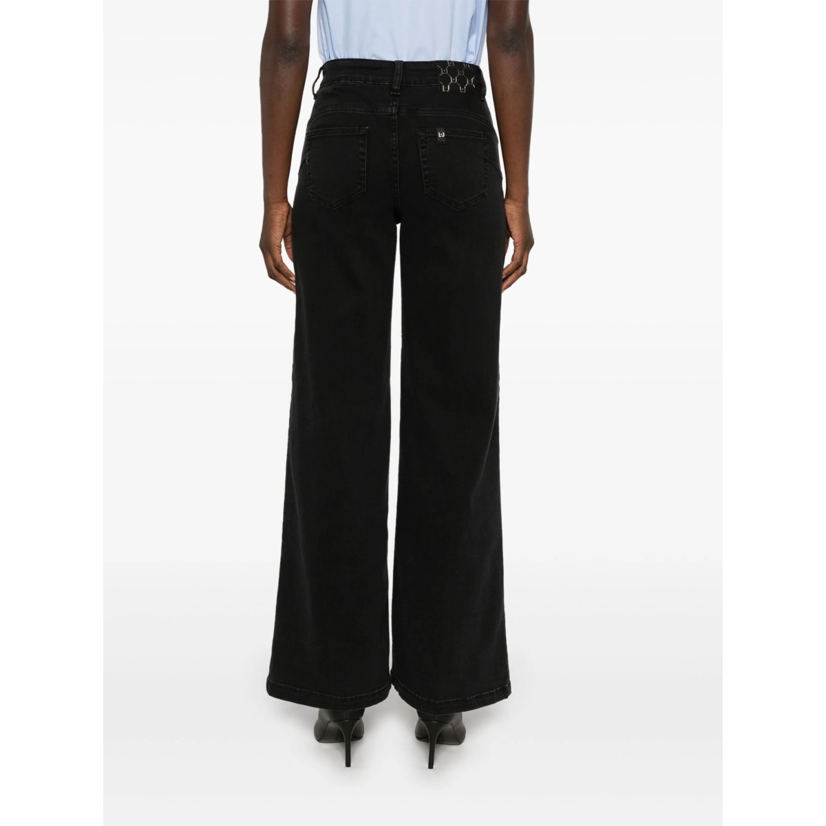 high-rise flared jeans - Img 4