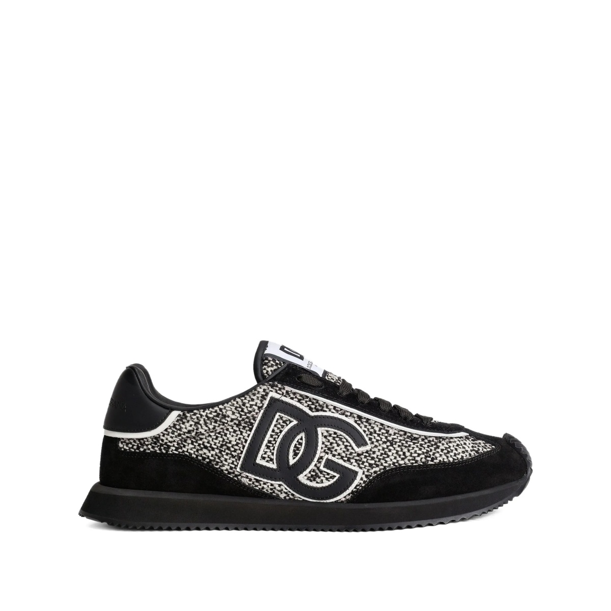 logo-patch panelled sneakers