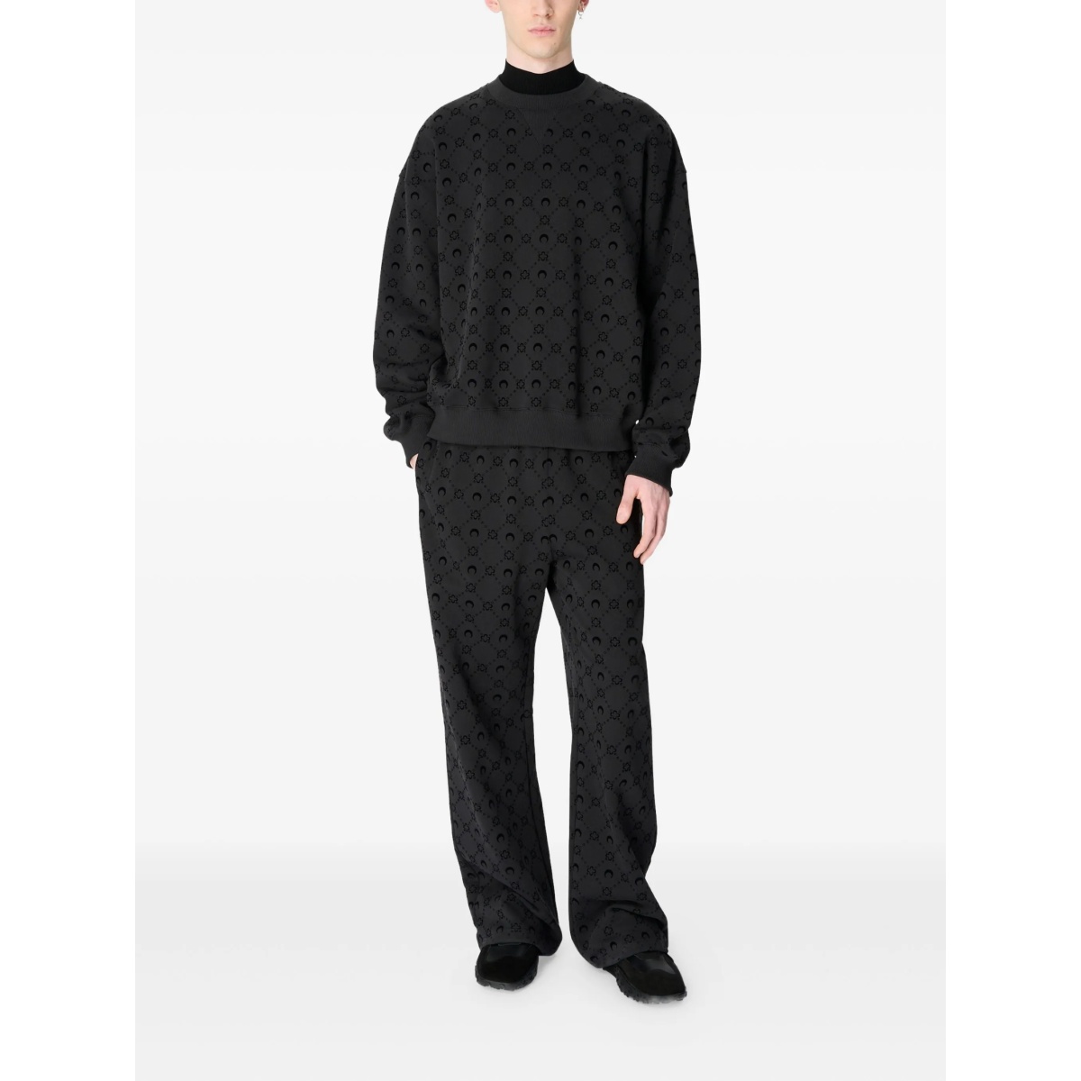 moonogram flocked fleece sweatshirt - Img 2