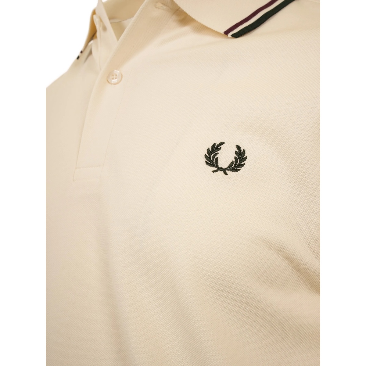 striped-collar polo - Img 3