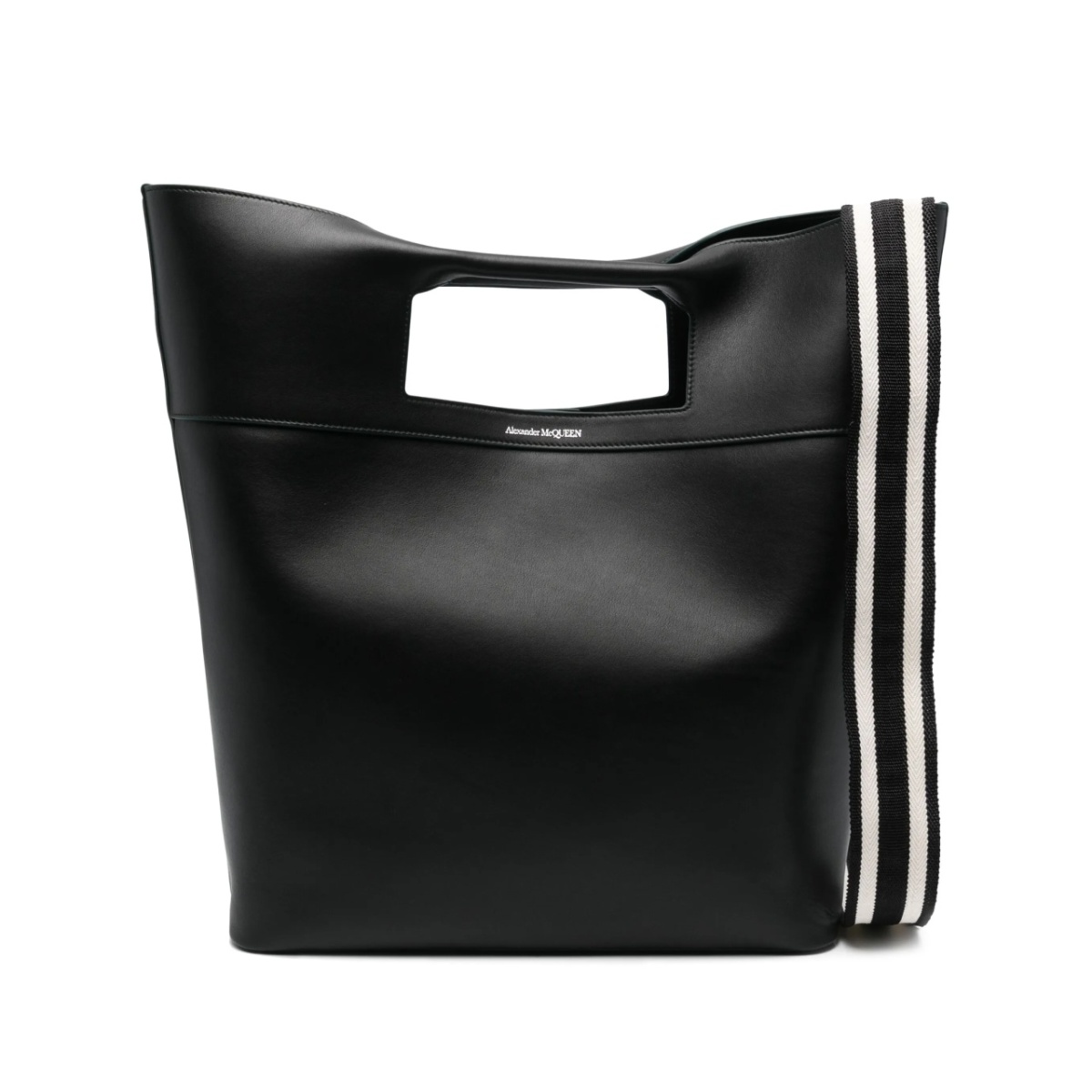 The square tote bag