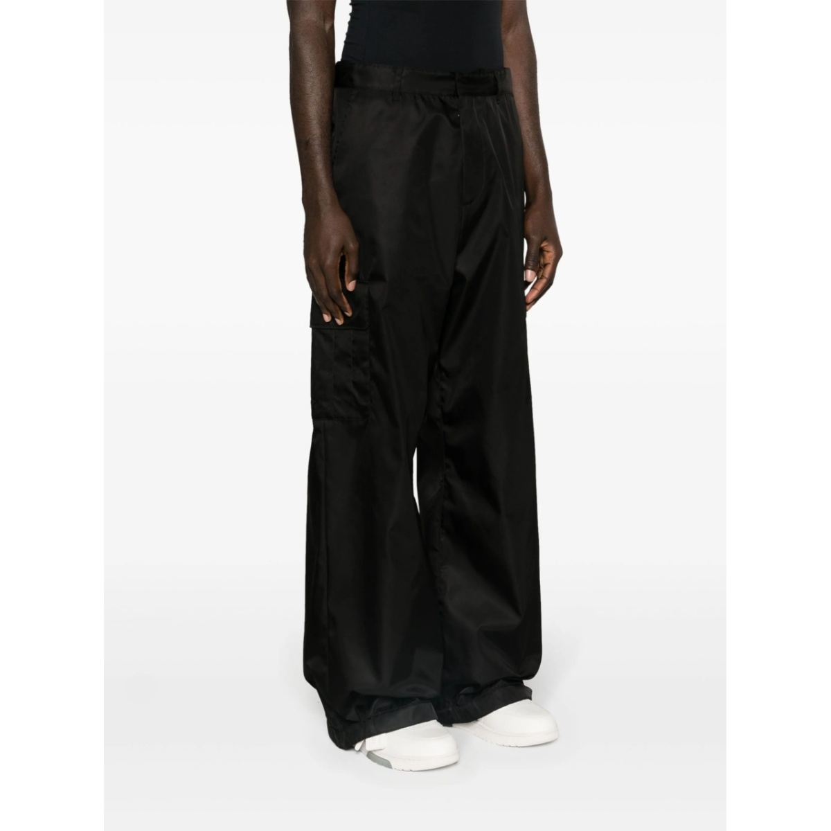 wide-leg cargo trousers - Img 3