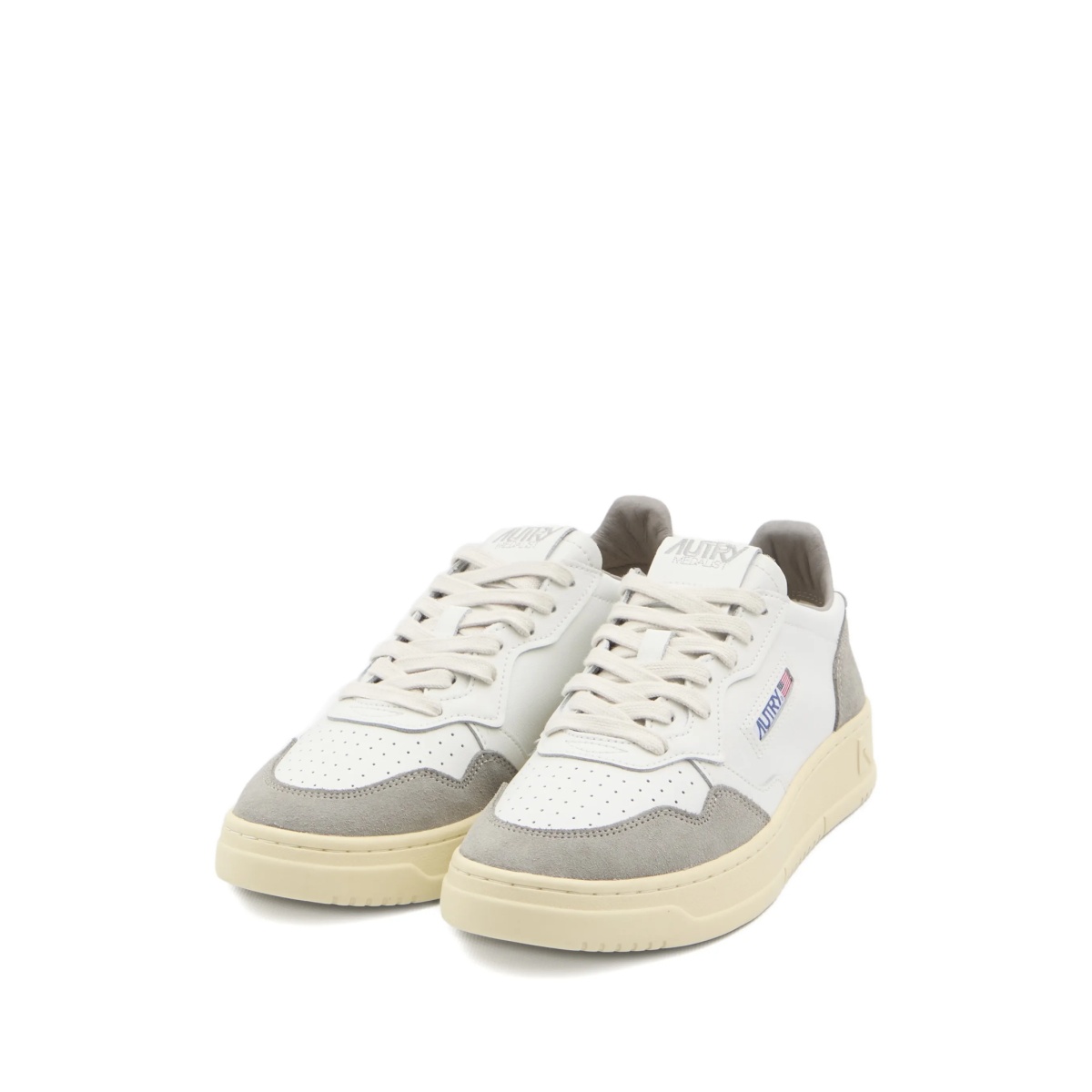 35mm Medalist perforated sneakers - Img 2