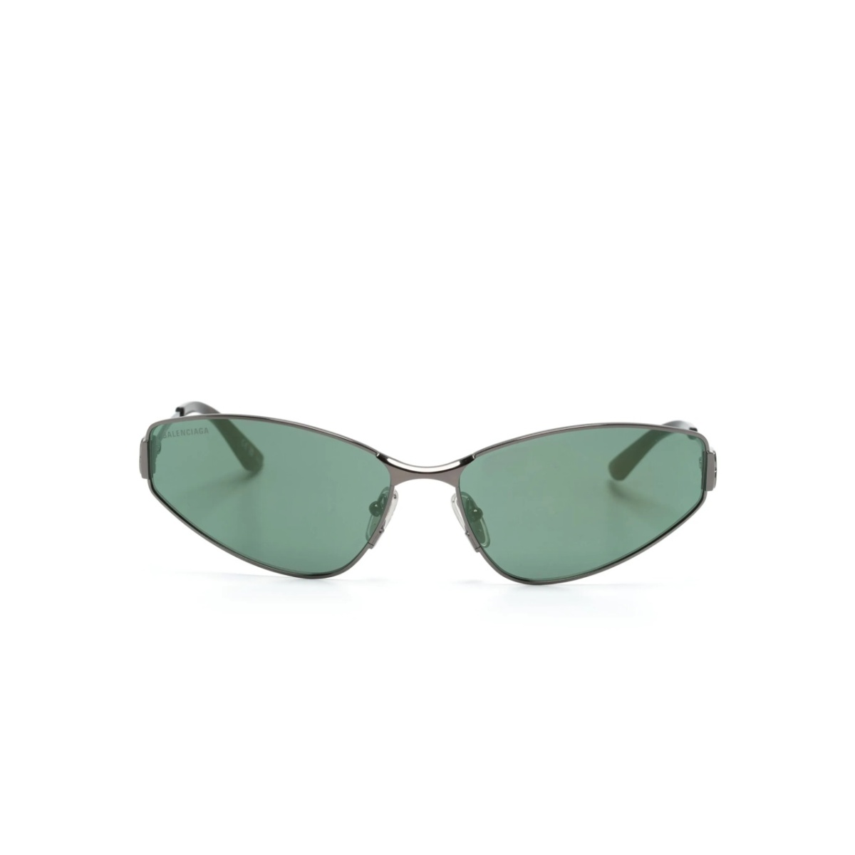 cat-eye frame sunglasses