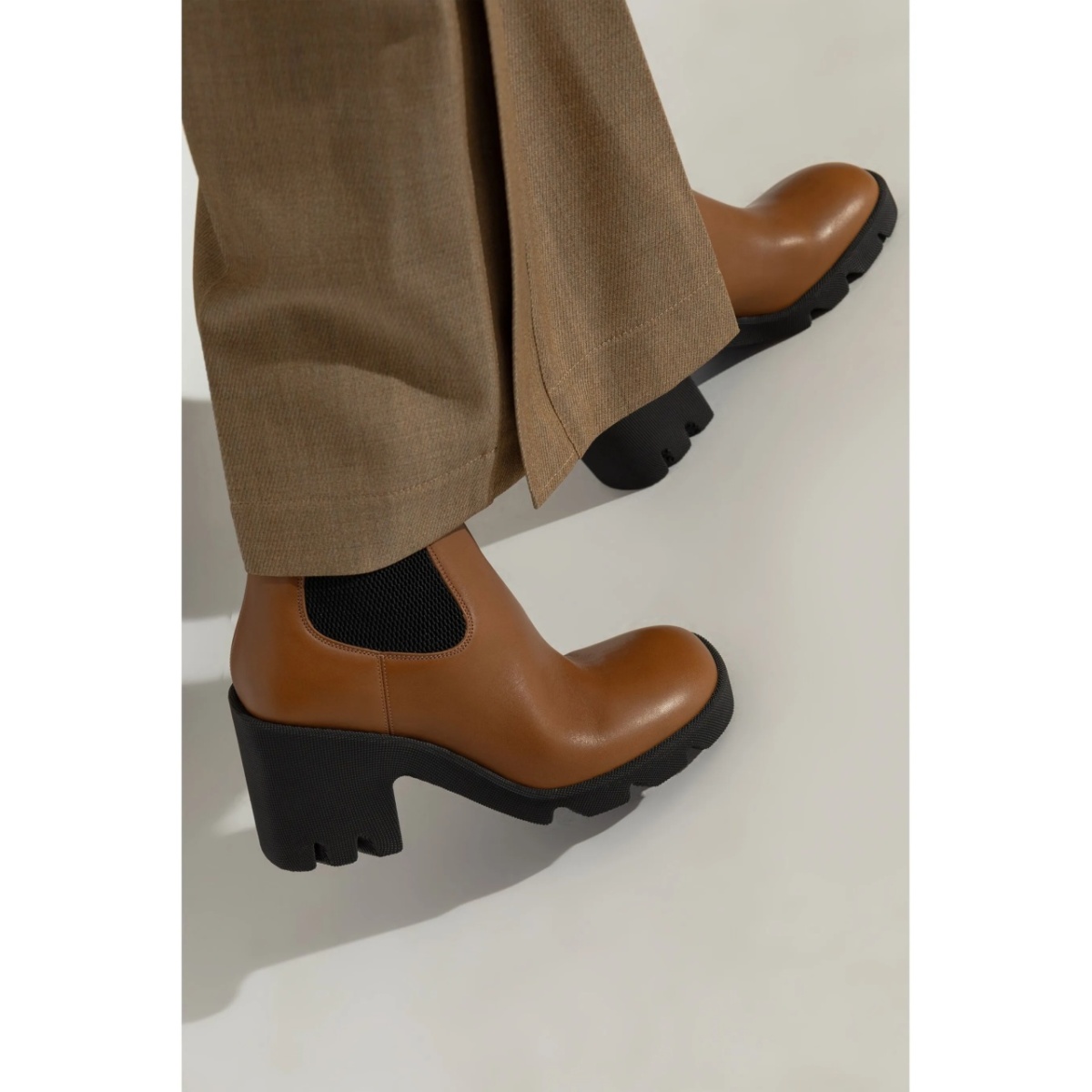 leather ankle boots - Img 2