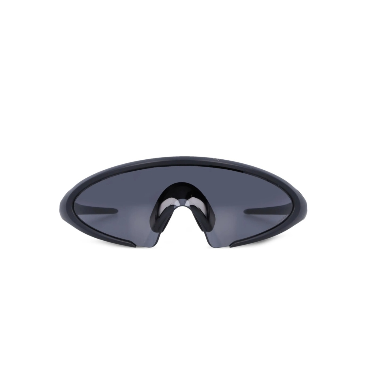 oversize-frame sunglasses