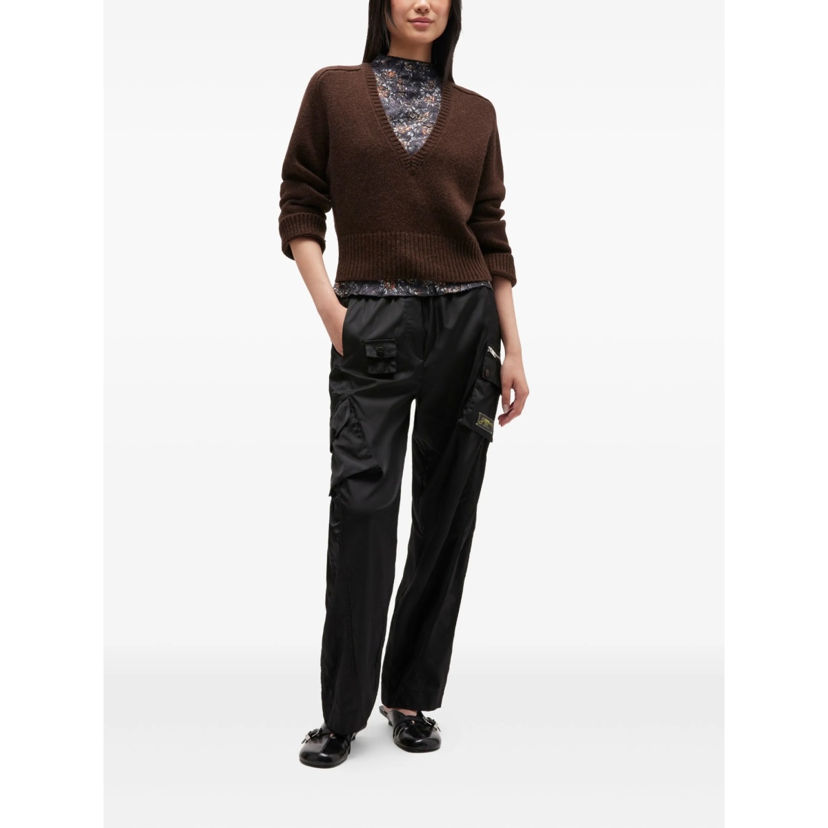 wool yak mix V-neck knit - Img 2