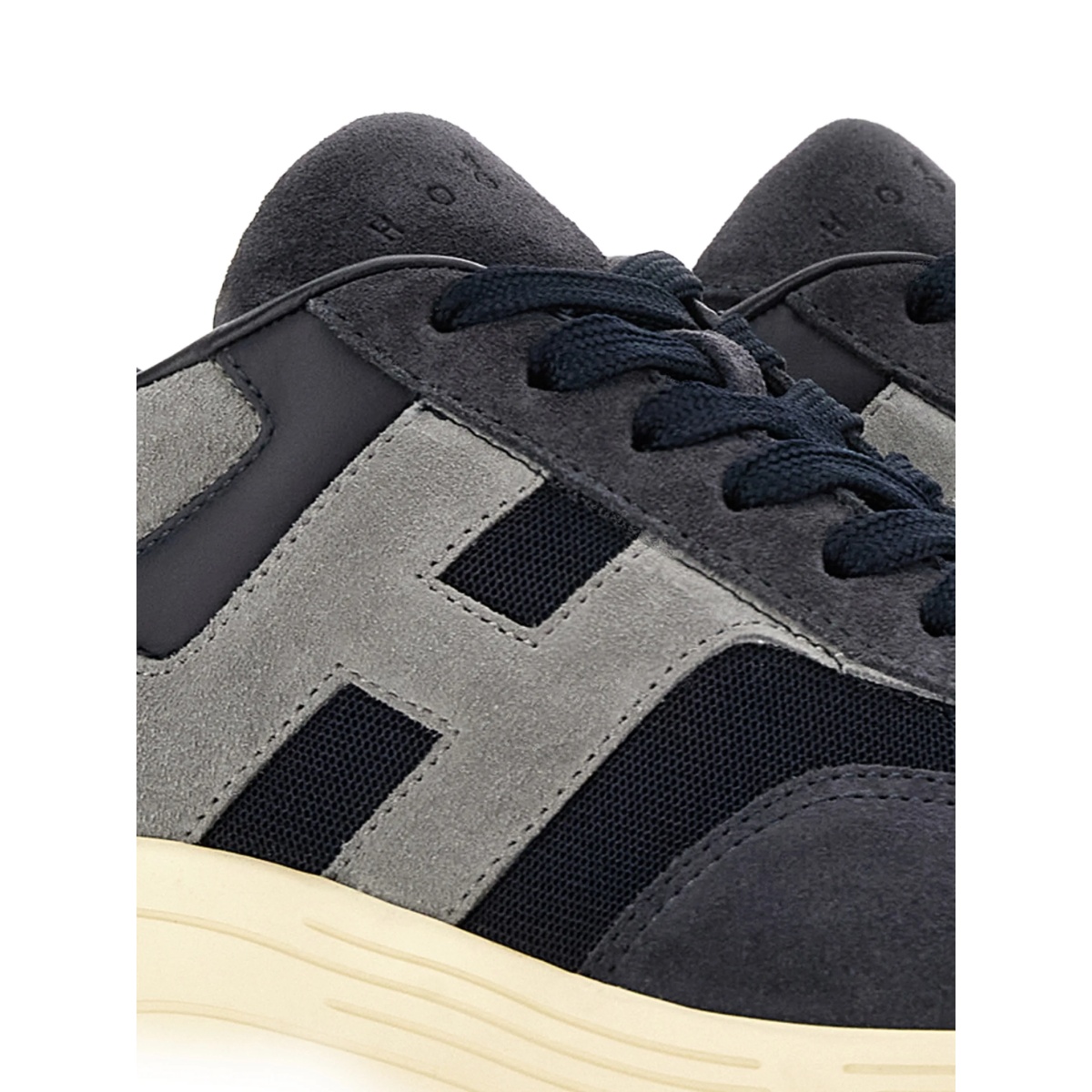 Hyperlight leather sneakers - Img 4