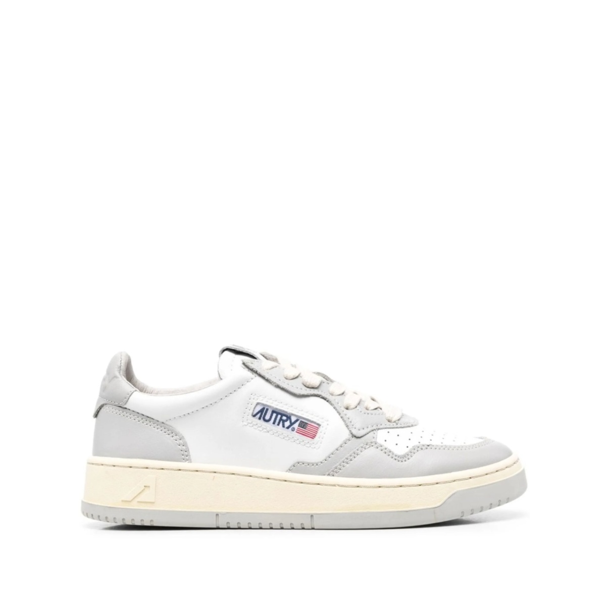 low-top lace-up sneakers