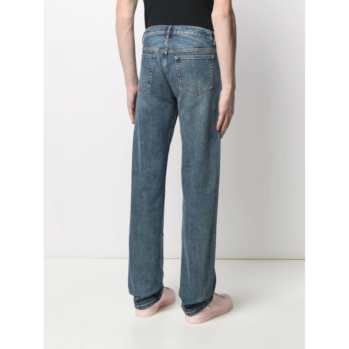mid-rise straight-leg jeans - Img 5