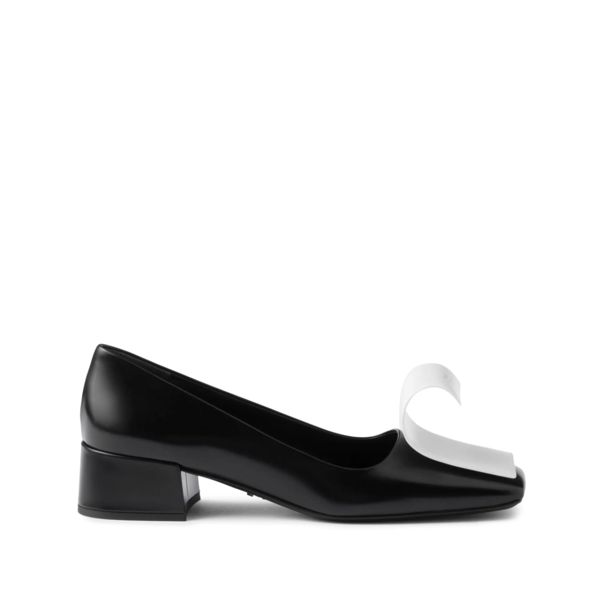 two-tone pumps