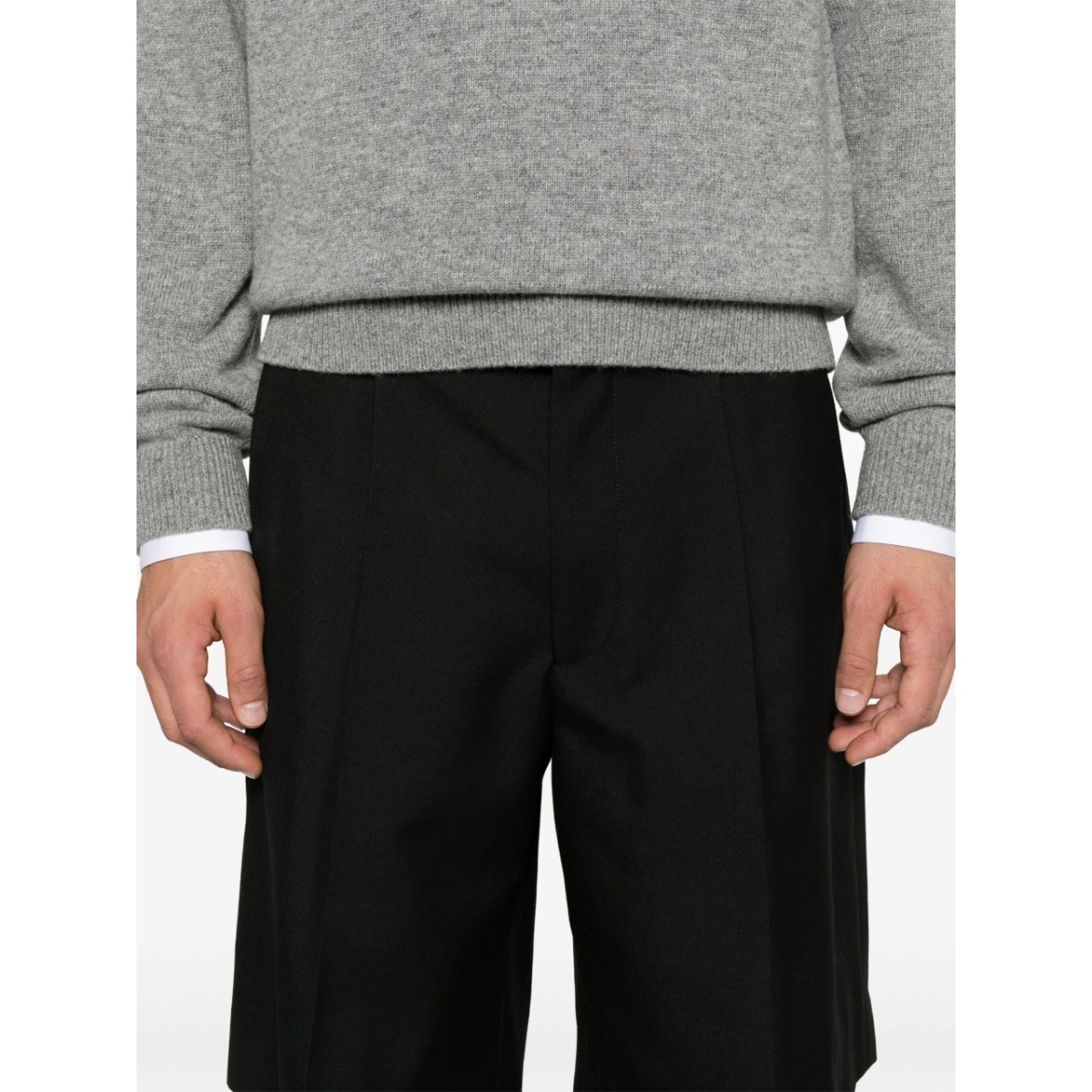 Web-detailing bermuda shorts - Img 5