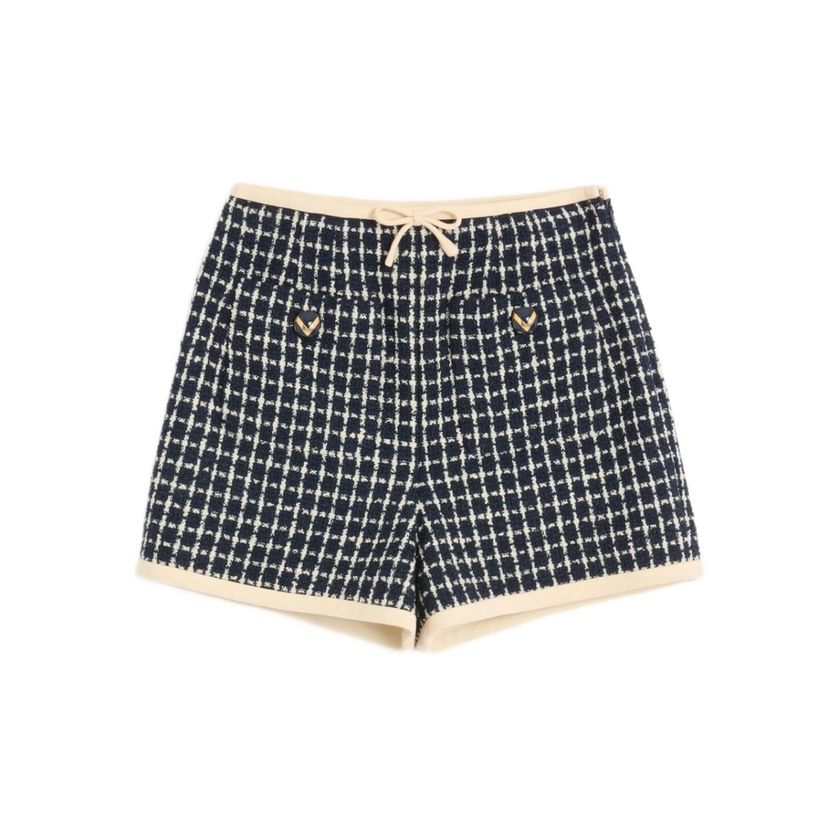 BOUCLÉ SHORTS