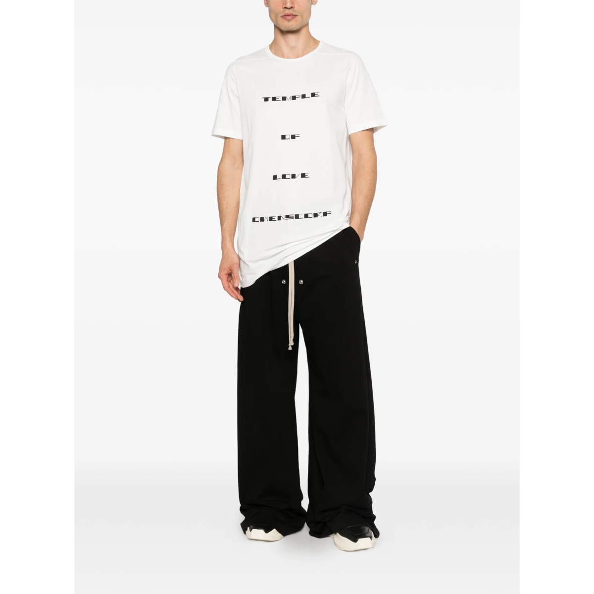 graphic T-shirt - Img 2