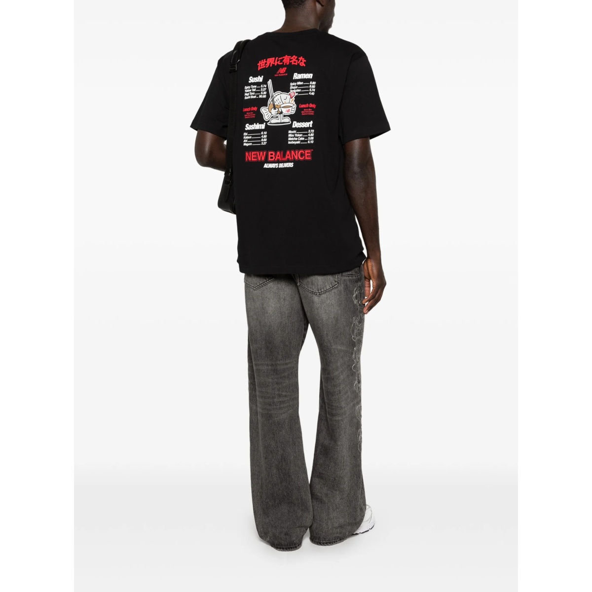 graphic T-shirt - Img 2