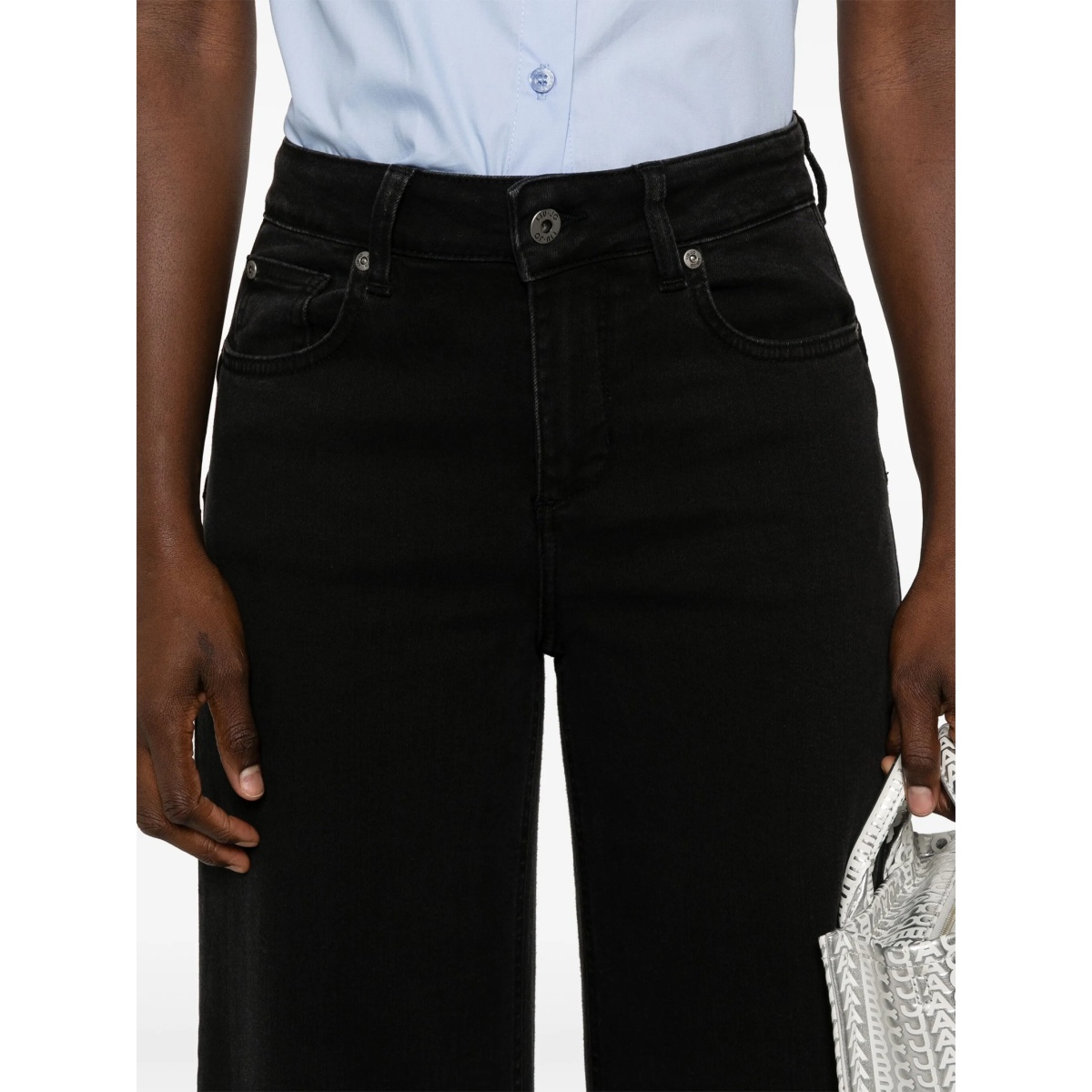 high-rise flared jeans - Img 5