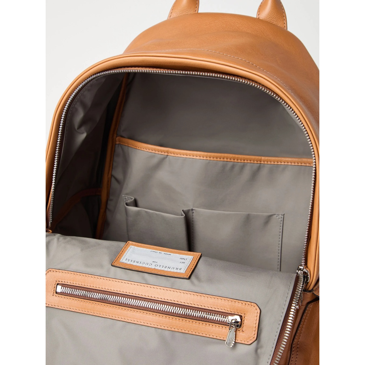 leather travel backpack - Img 5