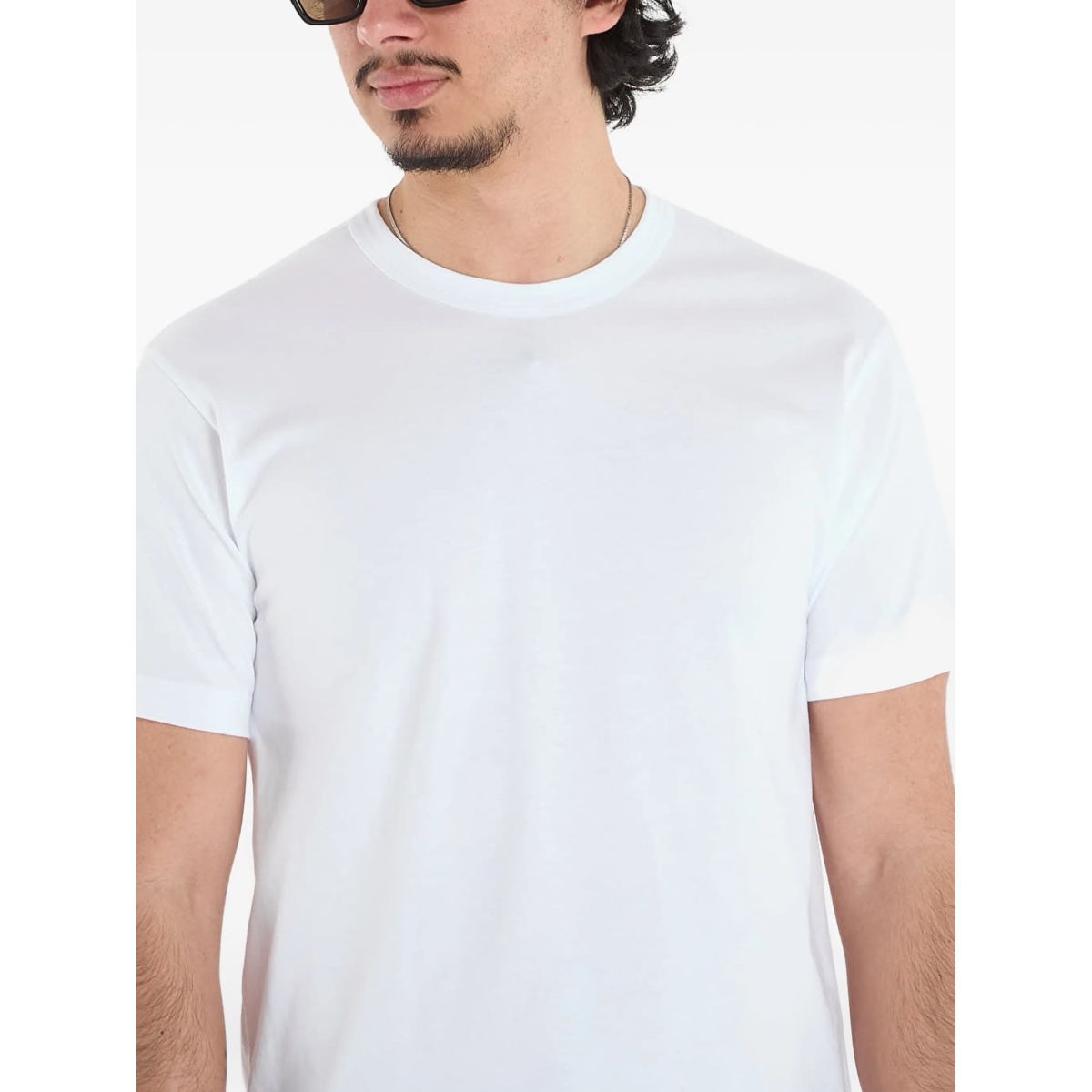 round-neck T-shirt - Img 4