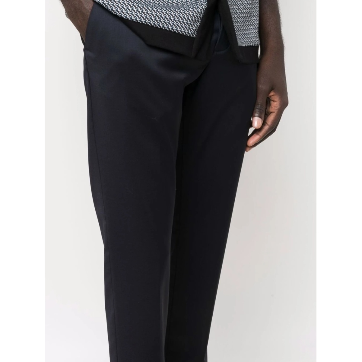 slim-cut chino trousers - Img 5