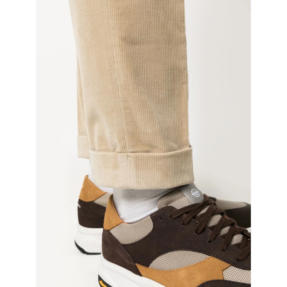 slim-cut corduroy trousers - Img 5