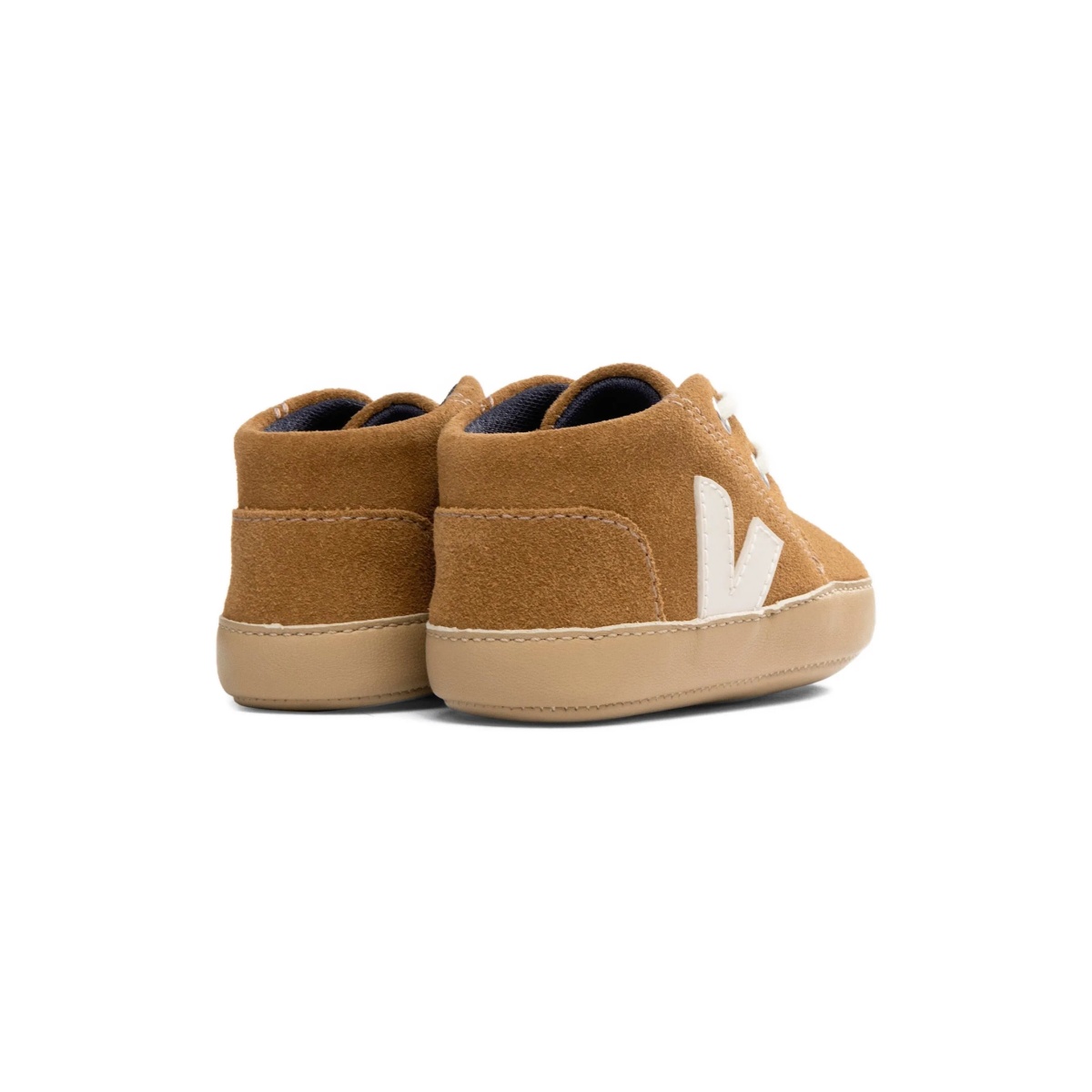 suede sneakers - Img 3