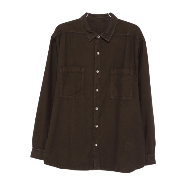 button-fastening pocket shirt