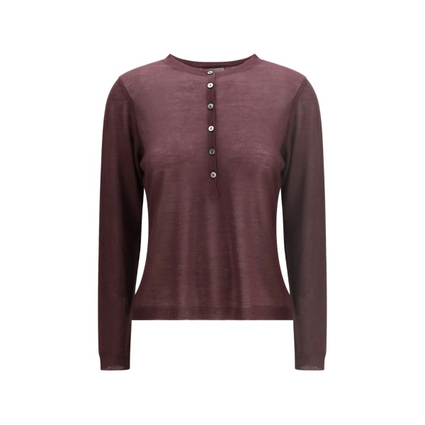 button T-shirt