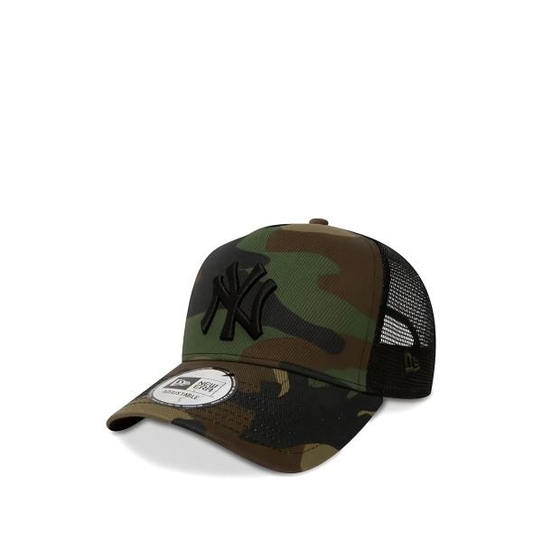 camouflage-printed logo cap