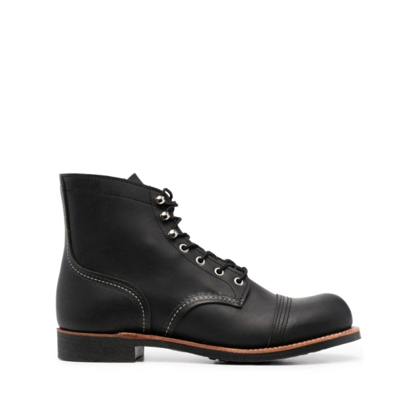 lace-up ankle boots