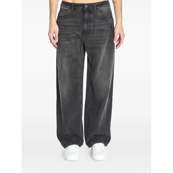 logo-plaque denim jeans