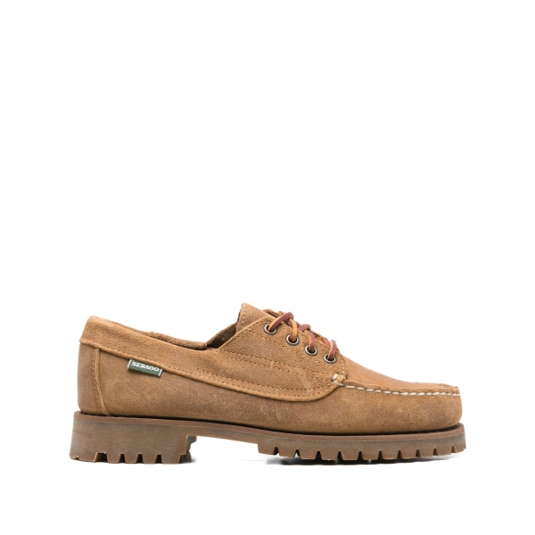 logo-tag boat shoes