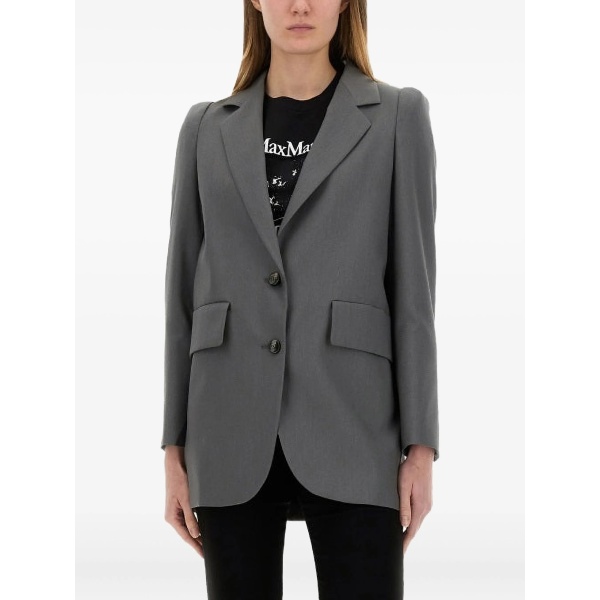 padded-shoulder blazer