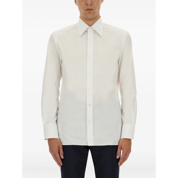 buttoned shirt