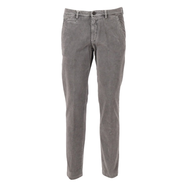 buttoned trousers