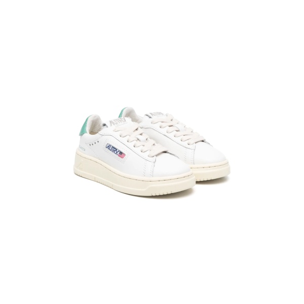 Dallas logo-patch leather sneakers