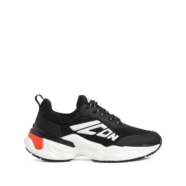 Fly sneakers