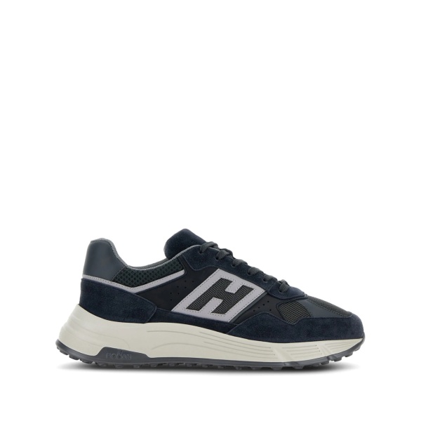Hyperlight low-top sneakers