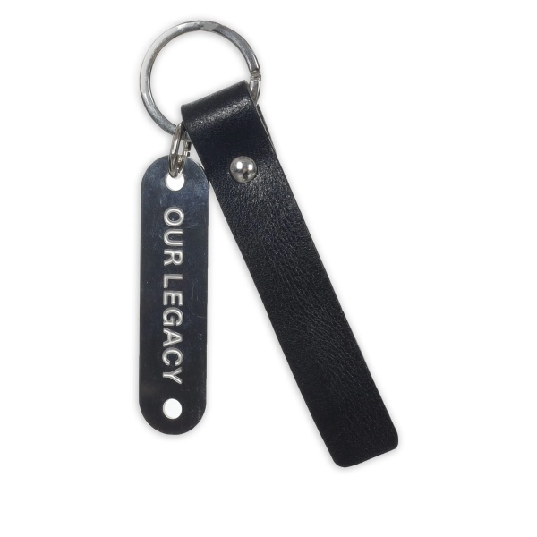logo-lettering keyring
