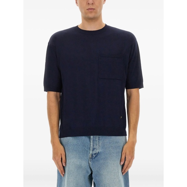 patch-pocket T-shirt