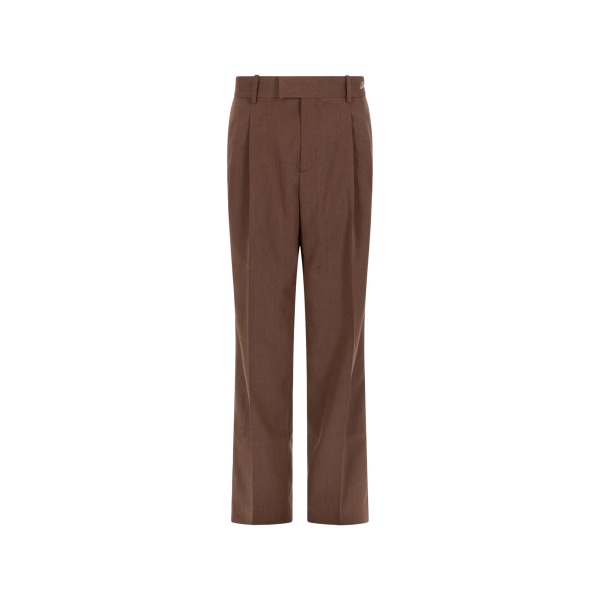 pleated trousers