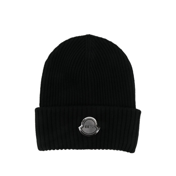ribbed logo-patch beanie