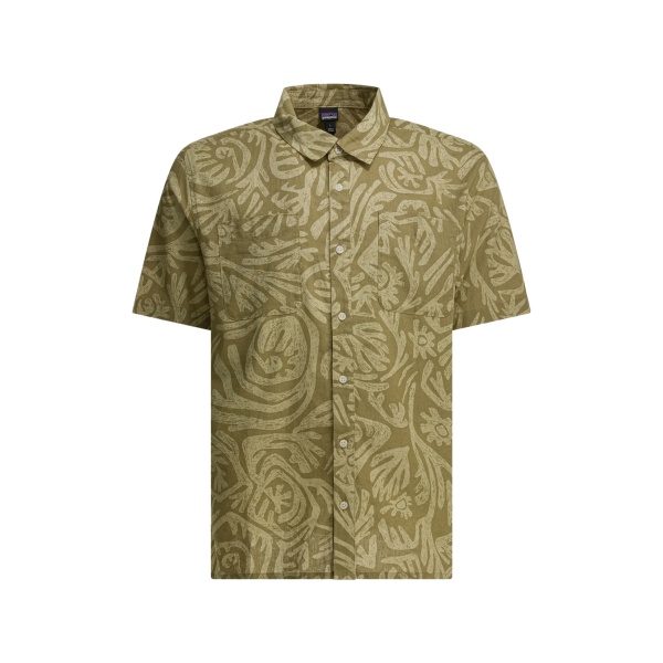 short-sleeved shirt