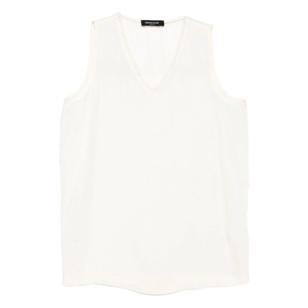 v-neck sleeveless top