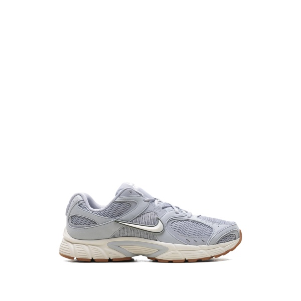 V5 RNR low-top sneakers