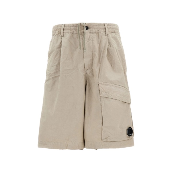 cargo-pockets shorts