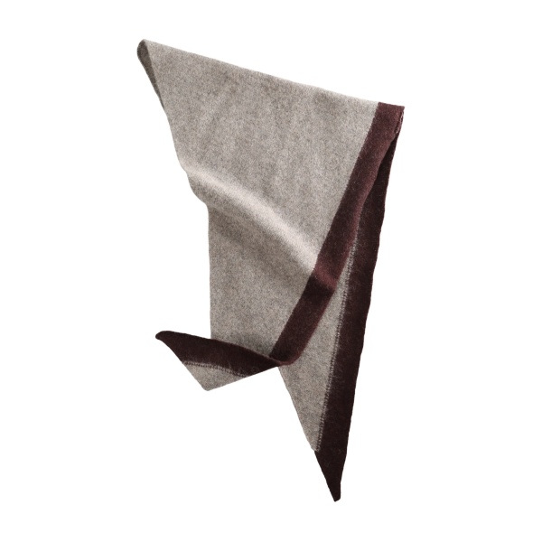 colour-block scarf